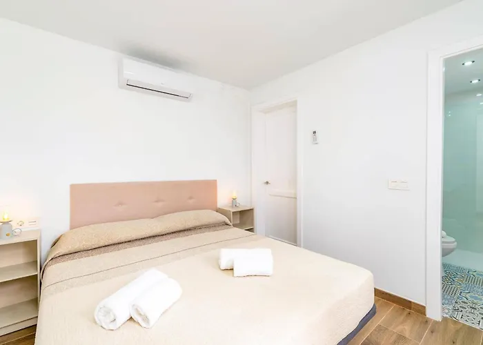 빌라 Almar By 티아즈